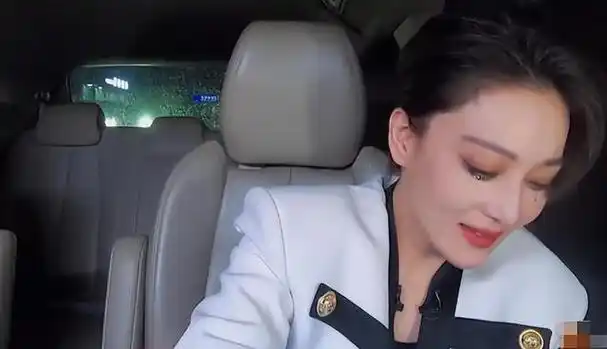 "岭南悍虎"何捷:我用6年时间,证明张馨予是"最传统贤内助"