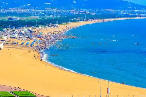 金沙滩景区集海滨休闲,娱乐