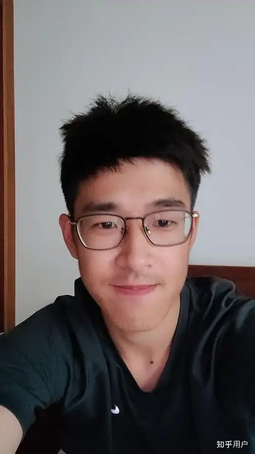 现实生活中男生颜值6分是什么样的