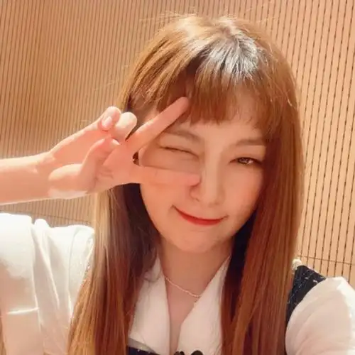 姜涩琪[超话]#丨#姜涩琪可爱风暴#日常头像合集～18p0502均为