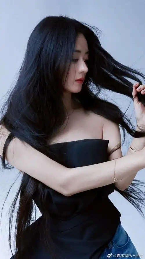 赵丽颖黑发公主切