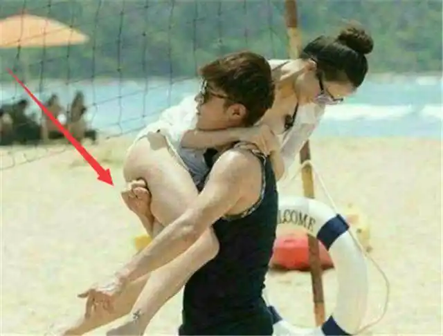 李沁与魏大勋水下一吻定情出席活动的时候又现漫画退