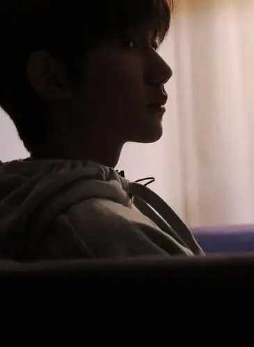 王源图片 王源休闲帅气写真图片,明星,高清,帅气,休闲,tfboys,王源