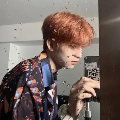 帅哥真人头像高清冷酷帅气看似冷酷无情实际是暖男