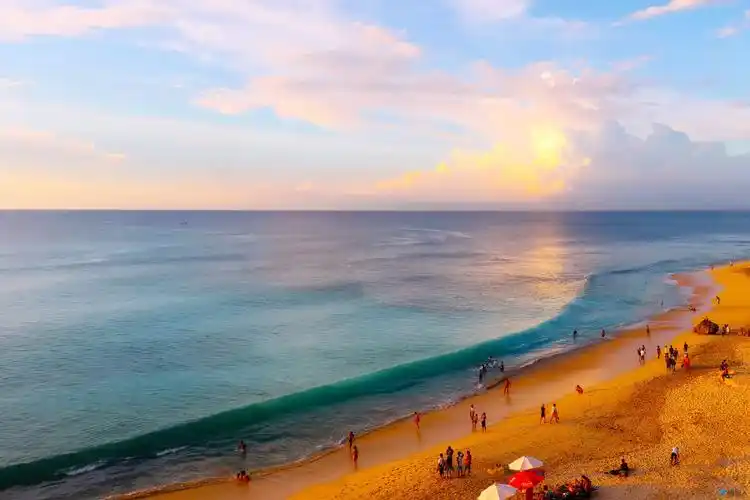 【海滩夕照】夕阳下的海滩