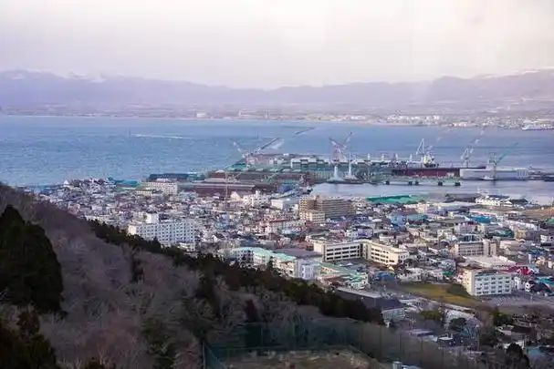 函馆山夜景:北海道三大夜景之一,价值"百万美元"