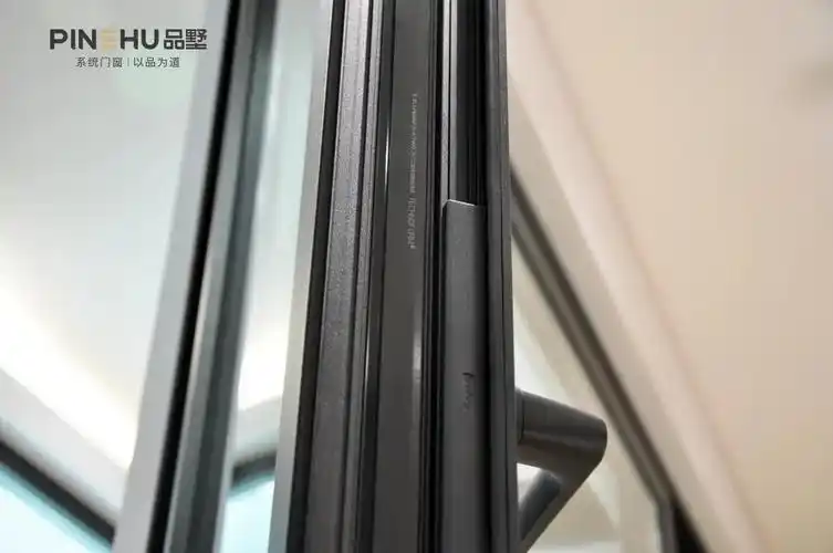 6969德国泰诺风pa66gf25尼龙隔热条是改性工程塑料合金,它具有高