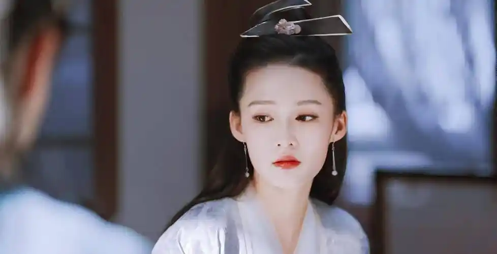 李沁古装角色,各种造型和身份,你喜欢哪个?_宝玉_元淳_性格