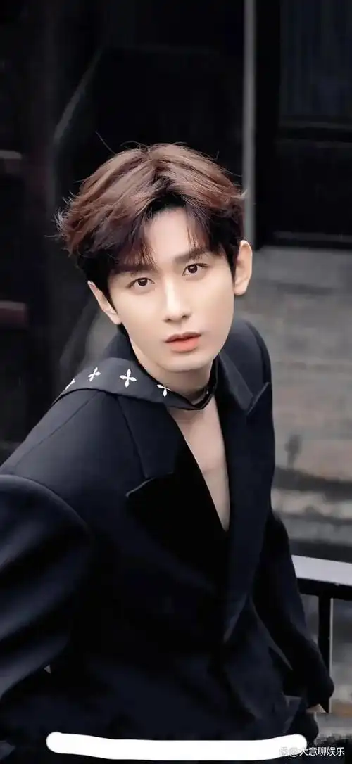 又酷又a的西装绝色邓为20王一博13陈星旭12杨洋第5刘学义第2