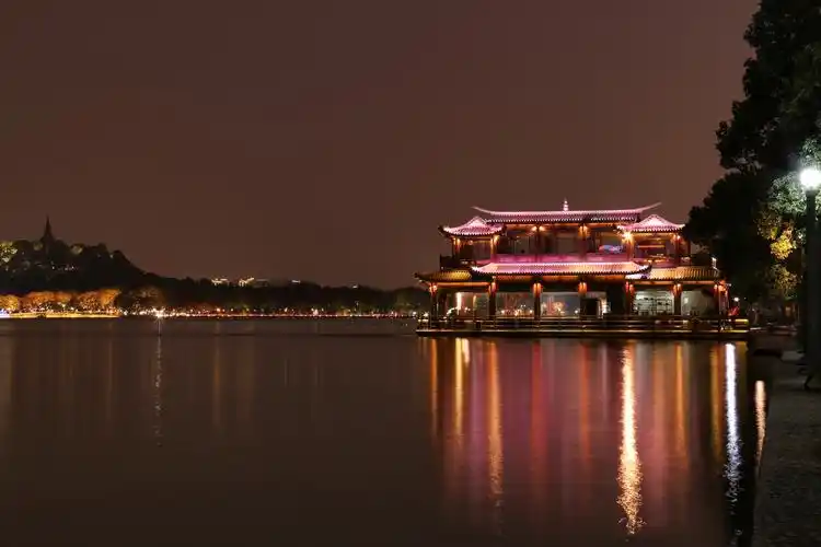 西湖夜景,杭州