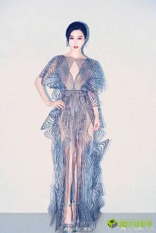 范冰冰穿3d打印透视裙美到窒息,却因为一个细节遭群嘲