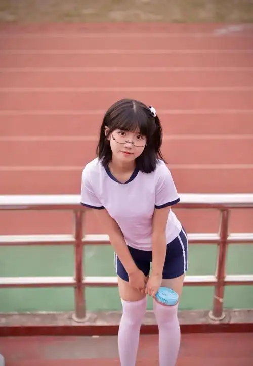 校园美少女死库水写真