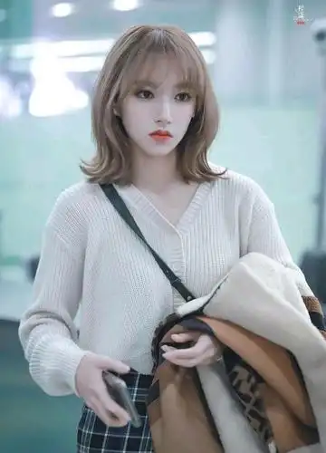 程潇的短发新发色,你们喜欢吗?