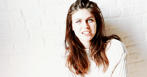 可爱美丽漂亮长头发gif动图_动态图_表情包下载_soogif