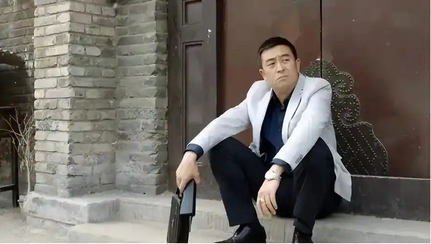 张嘉译老婆叫什么名 张嘉译个人资料老婆-蜻蜓百科