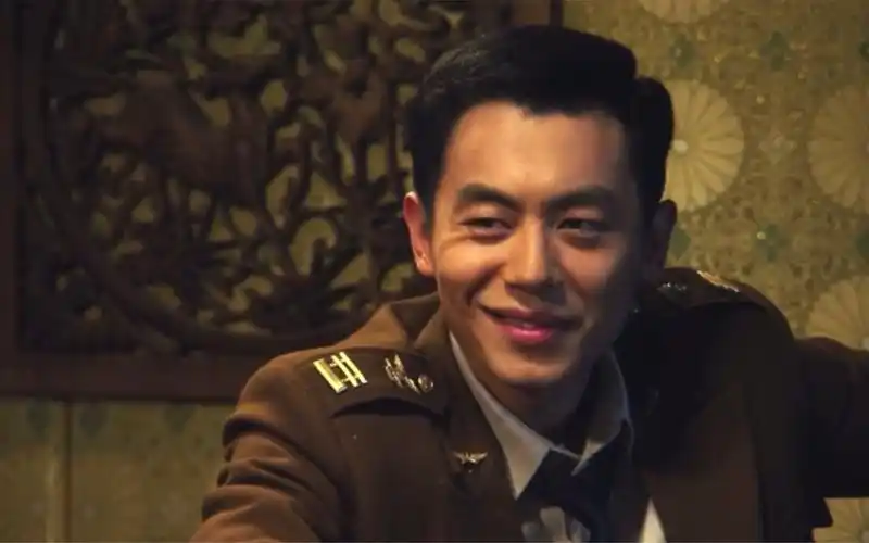 朱亚文行走的荷尔蒙