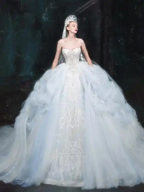 一抹惊艳03梦幻蓝色婚纱新浪漫主义序曲