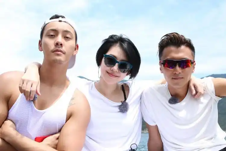 谢霆锋将担任第13届kkbox风云榜风云大使 2018年将回归歌坛|谢霆锋