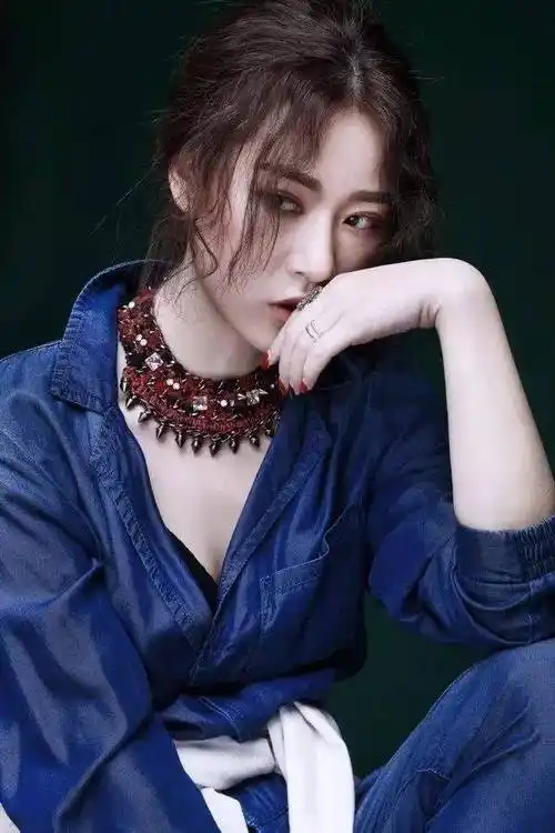 闻香识女人 | 颜值与实力并存的"娜"妹子!