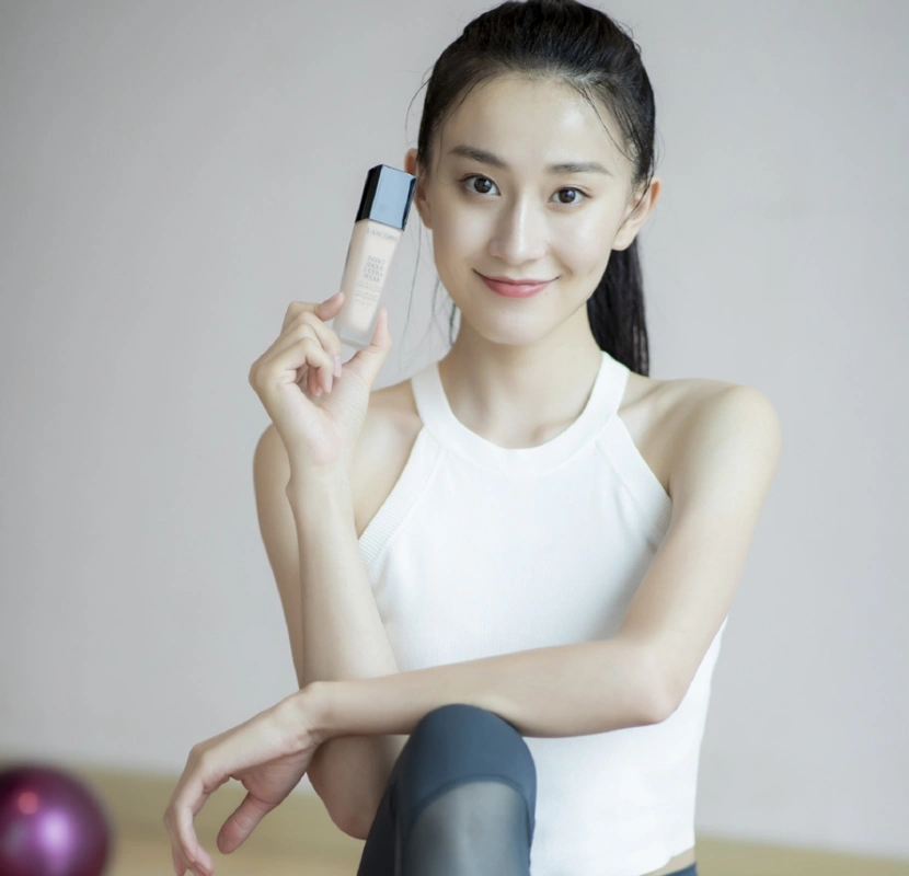 艺体女神张豆豆!微博晒出一字马美照,网友:转战娱乐圈吧