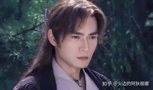 大家觉得焦恩俊和严屹宽那个更好看?