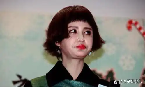 43岁张歆艺对比44岁秦岚整容脸和自然老去的差别一目了然