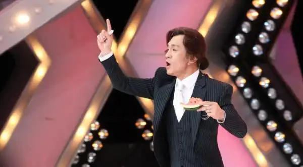 李咏担任"好声音"主持人,听到要熬夜立即去健身了