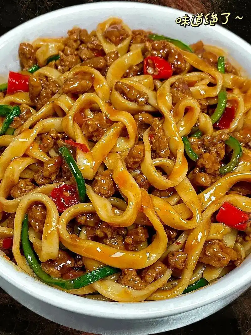 别犹豫 想吃谁做的 就@谁.肉沫拌面:做法简单,家人们快去试 - 抖音