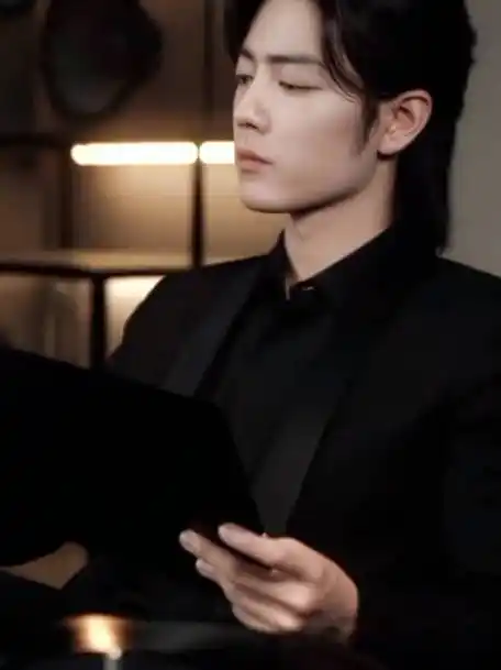 肖战港风皮衣##肖战西装回眸##肖战