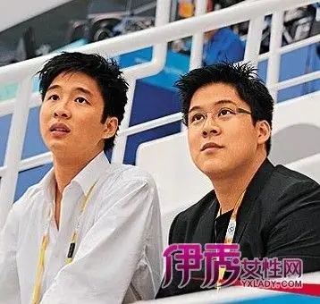 霍启刚个人资料前女友结婚照及老婆