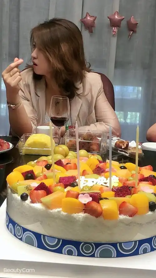 姐妹生日聚会