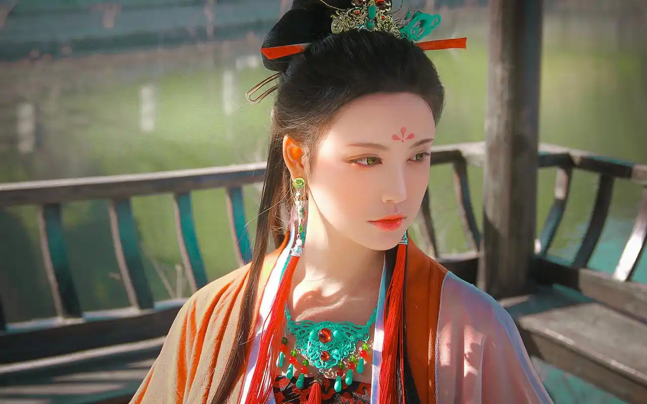 震撼人心古典美cos写真桌面壁纸