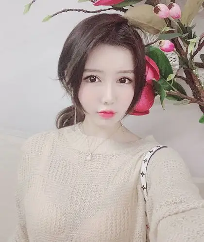 虎牙零度福利图片话社零度个人写真性感生活照主播零度套图欣赏