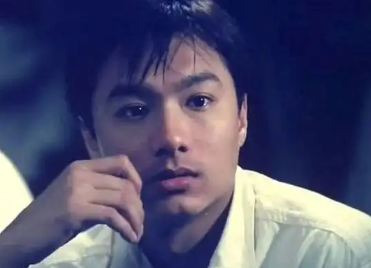 曾是著名港星的他搭档刘嘉玲红极一时退出娱乐圈