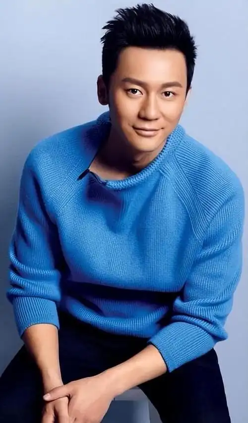 "亿万身家"李晨:6任女友各个美若天仙,坐拥北京9亿四合院