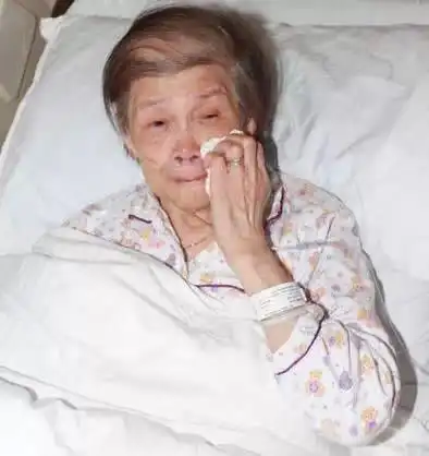 18万不够花!梅艳芳妈妈争遗产撕逼又要开始了