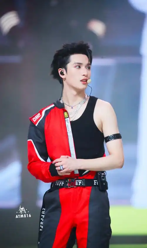 严浩翔叁重楼暨出道四周年演唱会