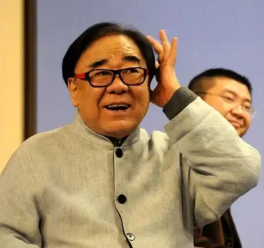 张也:55岁还未婚,和62岁的吕继宏互相陪伴多年,不结婚