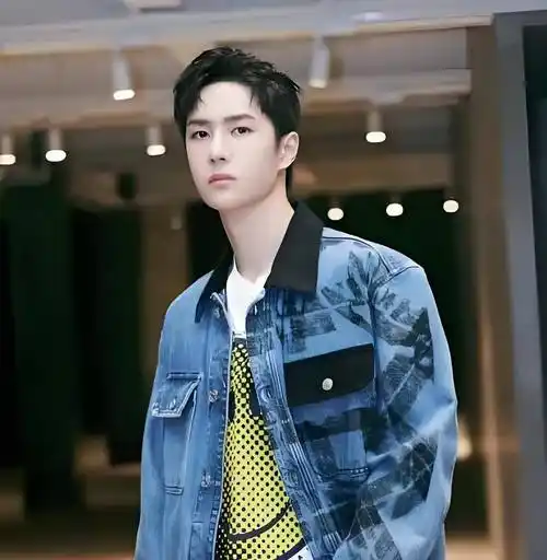 原创娱乐圈八卦王一博与粉丝互动霸屏热搜榜胡歌坦然面对白发