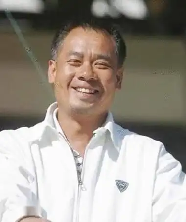 李宁-李宁个人资料及图片李宁简介年龄身高八卦-小薇女性时尚