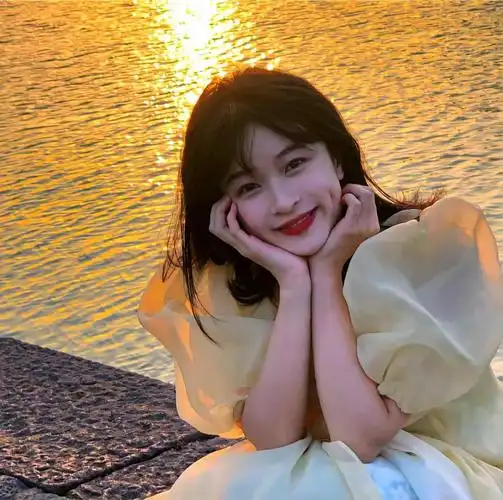 小清新真人女头像