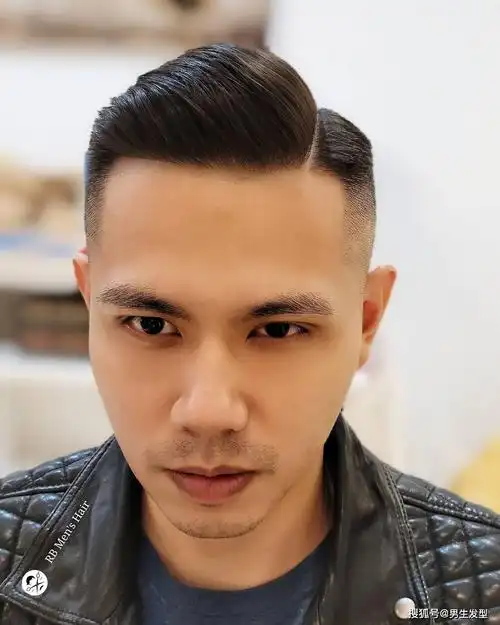 2021年"新帅气"男生发型,建议大家剪这11款造型,个性又潮流