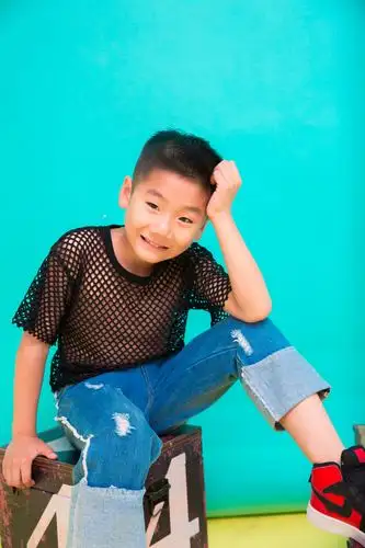 2019年烁烁八岁生日照片