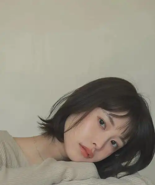 清爽盐系短发|短发_新浪新闻