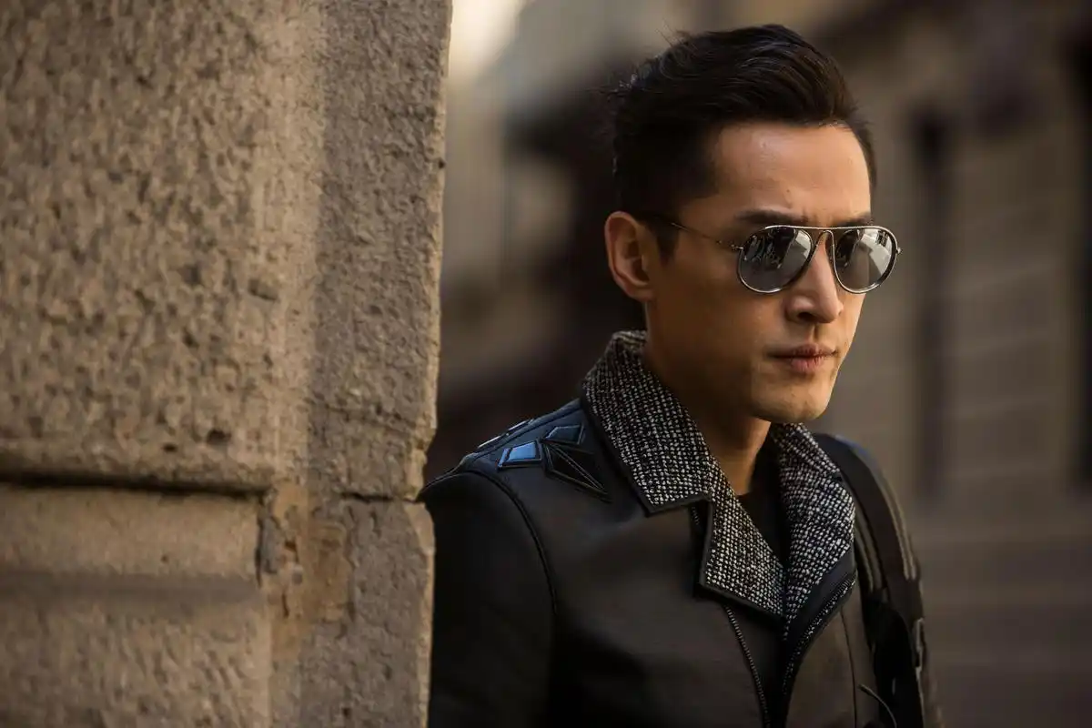 胡歌《繁花》:隐婚生女后人设崩塌?