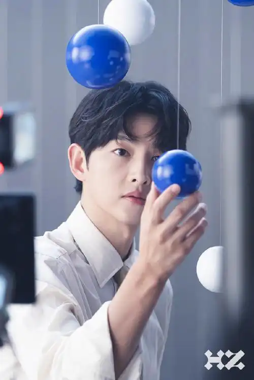 宋仲基lv全球品牌代言人##宋仲基祸乱受邀戛纳国际电影节##不愧是宋