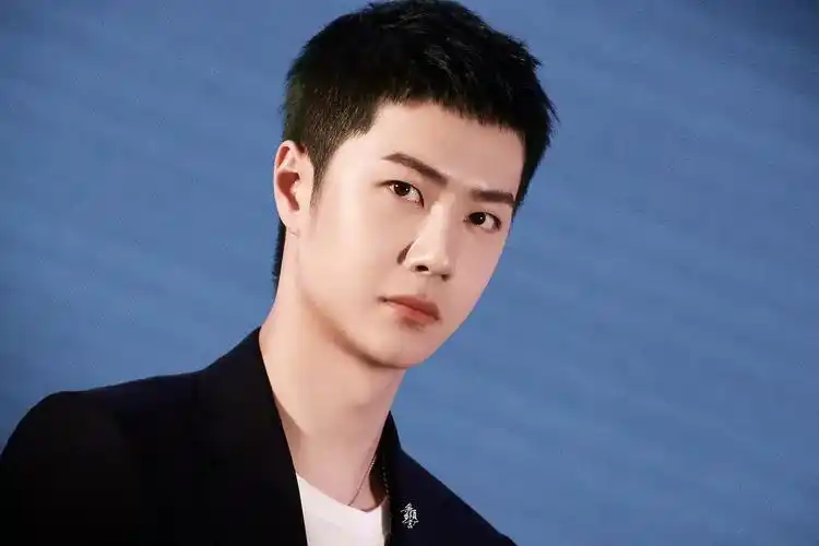 没开王一博海飞丝见面会的图楼是我疏忽了,我最爱的卤蛋,虽.