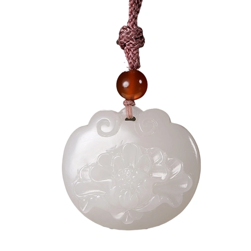 昌泰祥新疆和田玉牡丹吊坠白玉男女款挂件花开富贵