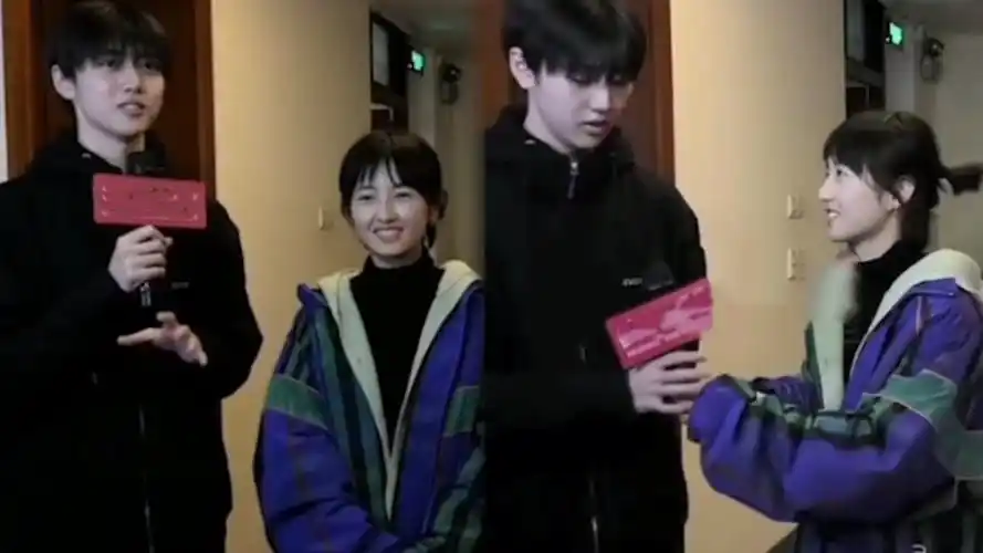 张子枫焉栩嘉被曝恋情两人是同班同学大一时结伴外出参加活动