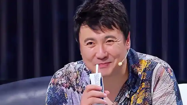 檀健次跨界爆笑小品高能不断满满笑点台下沈腾笑的一脸褶